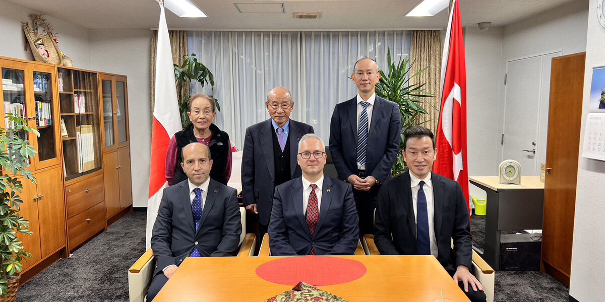 駐日トルコ大使・ギュンゲン氏が在大阪トルコ共和国名誉総領事館に訪問されました！